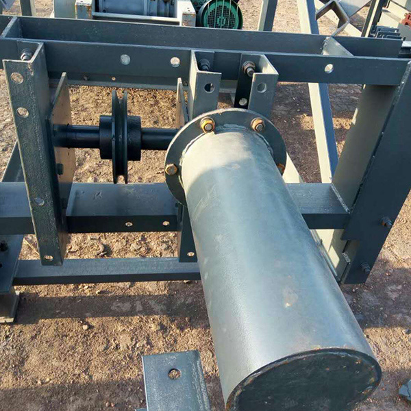 礦用(yòng)輸送機(jī)張緊裝置