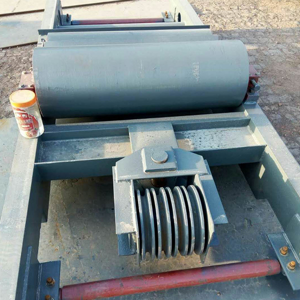 礦用(yòng)張緊滾筒組